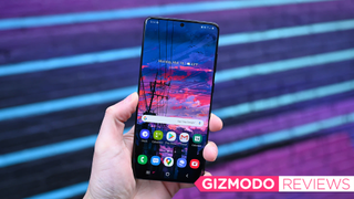 Ilustración para el artículo titulado Viernes Mejores ofertas: Samsung Galaxy S20 + Ultra, Oferta de juegos de verano de Best Buy, Manta acurrucada Snuggle Me, Cuerda iStar Wars / iNerds, Blu-ray gratuitos B1G2 y más